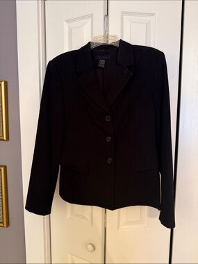 The Limited Black Women's Blazer - Three-Button Tailored Jacket